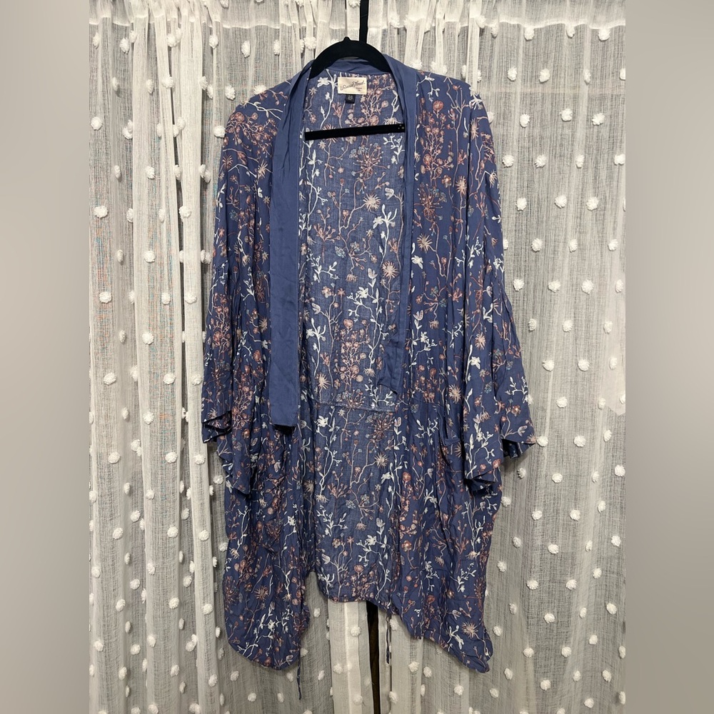 Universal Thread Floral Kimono Cardigan